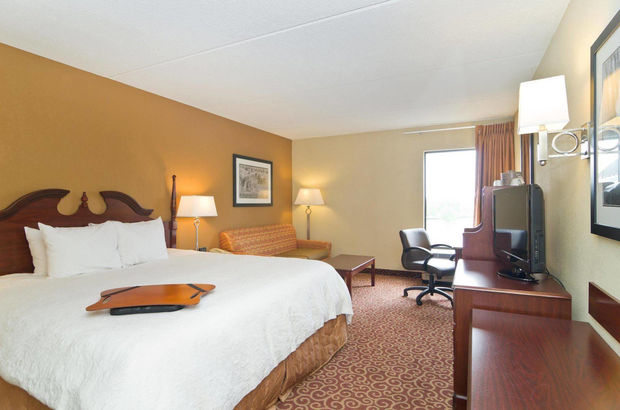 Hampton Inn Wooster Exterior foto