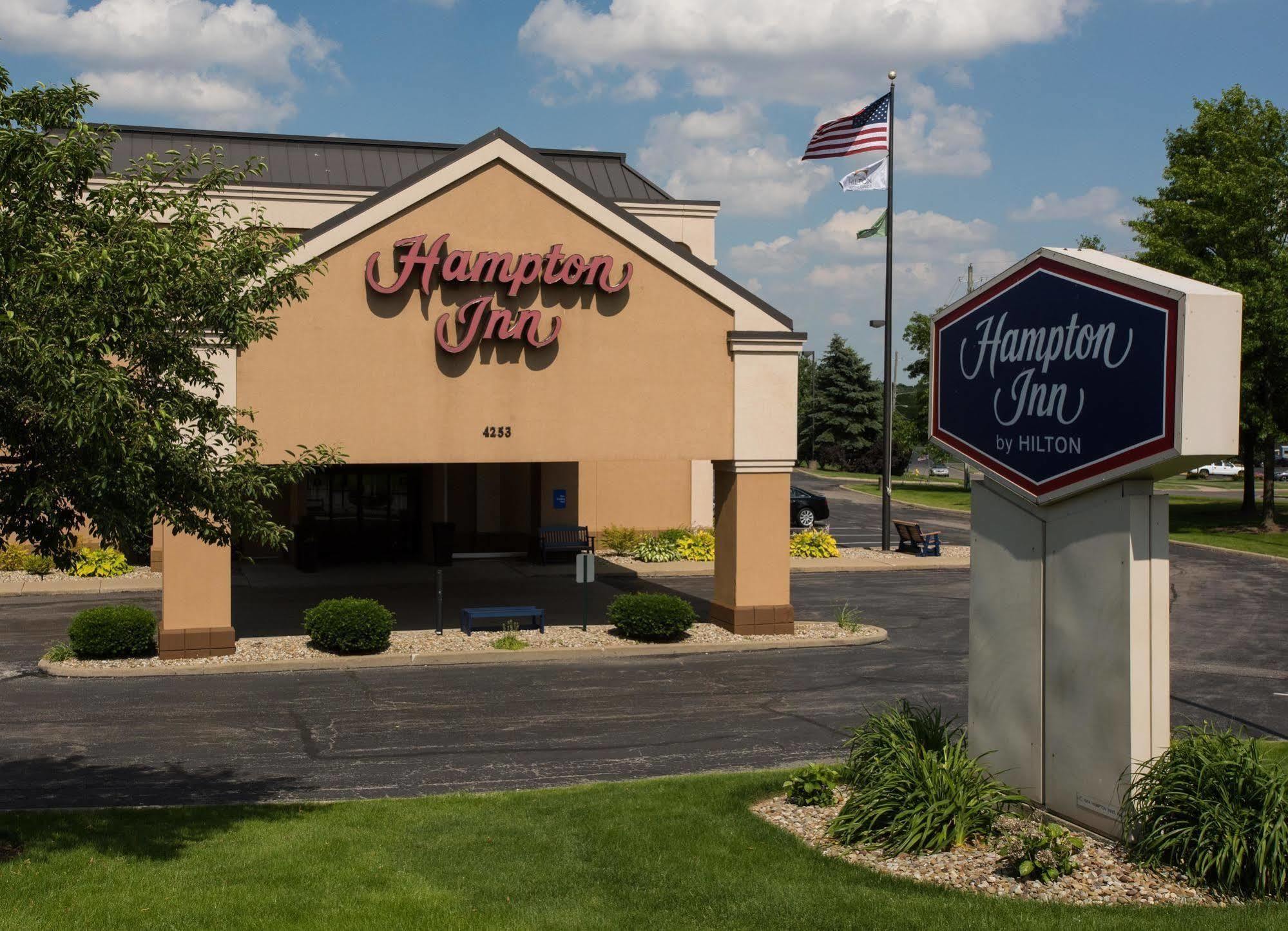 Hampton Inn Wooster Exterior foto